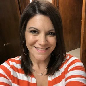 Meet your Posher, Angela